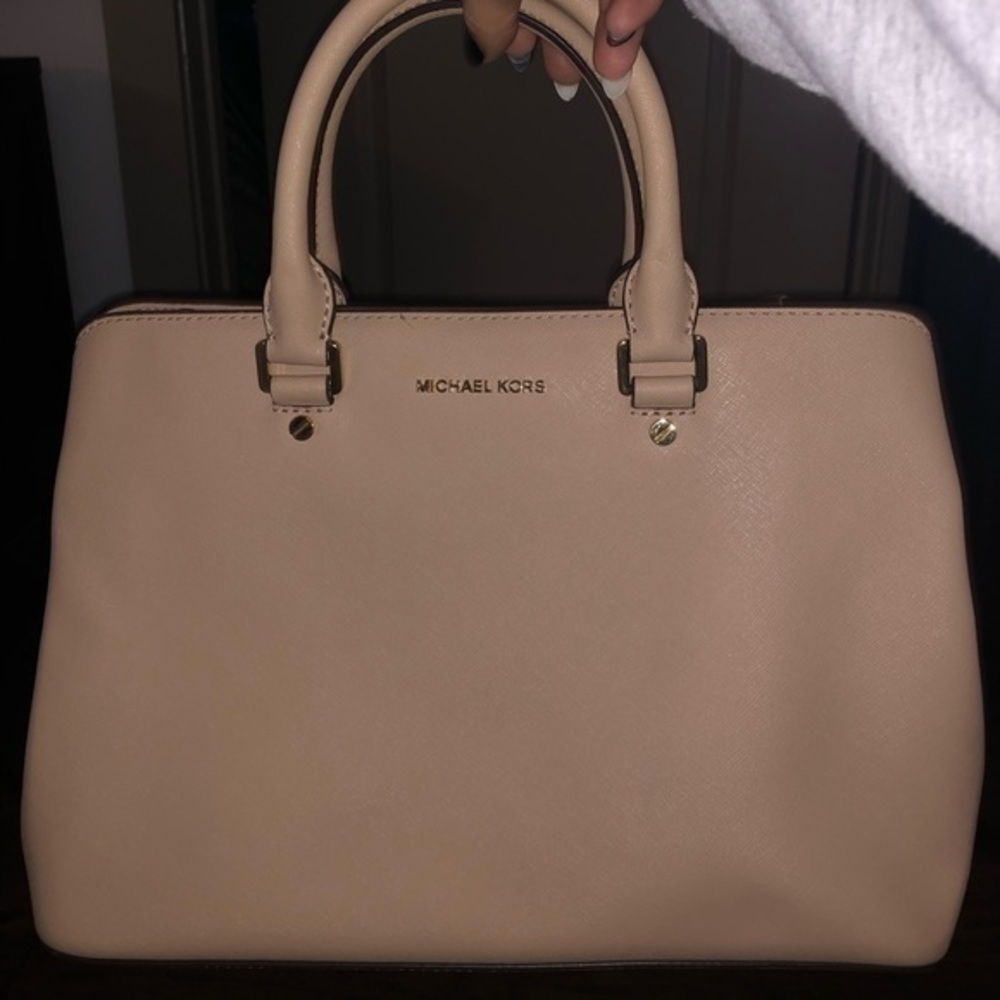 Michael Kors Blush Tote - Picture 15 of 16